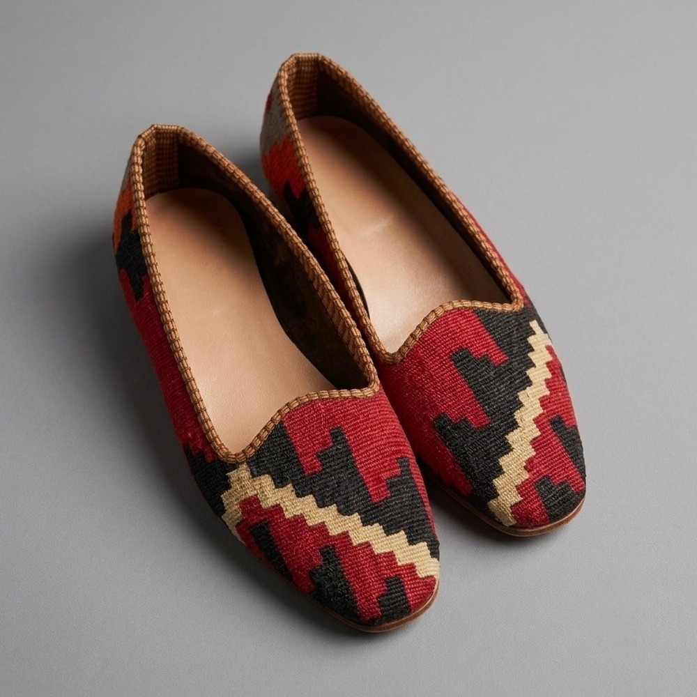NWT SAO Kilim Loafers Women Sz 8 Red Wool Tapestry Flats Made in Turkey Bohemian